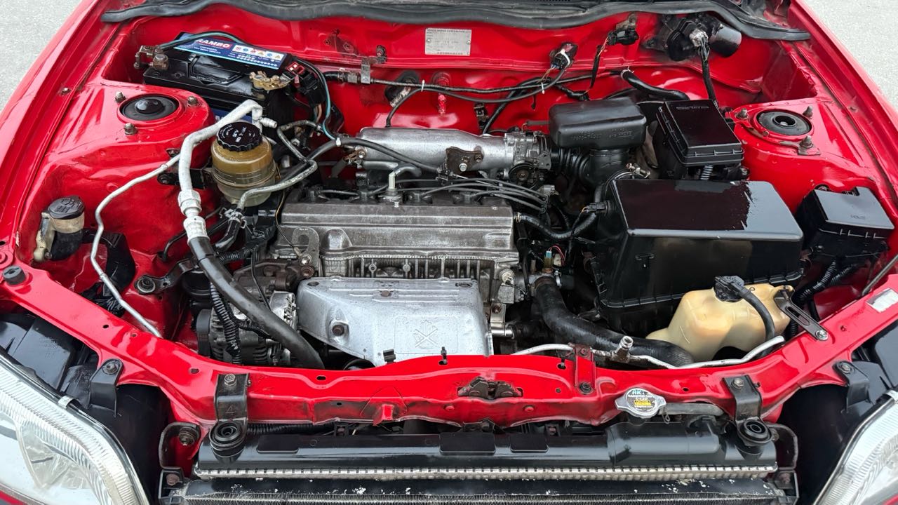 Car Image 1997 TOYOTA RAV4 Base