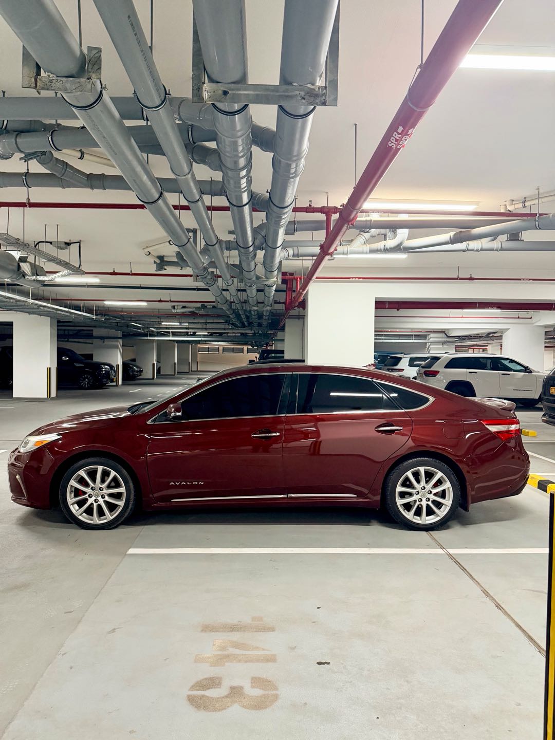 Car Image 2014 TOYOTA AVALON LIMITED