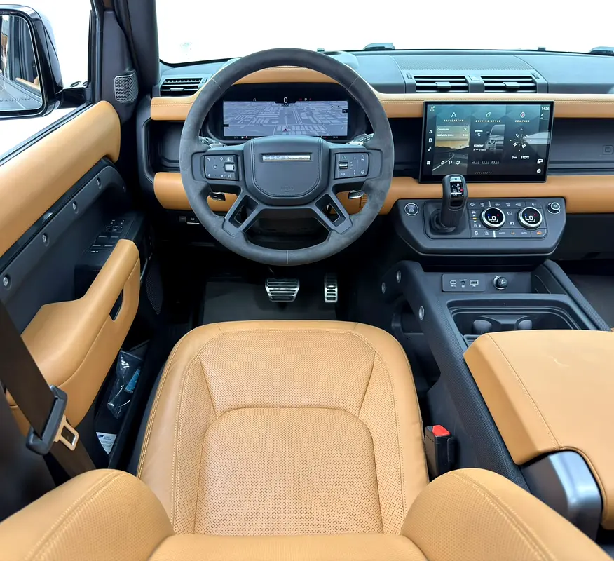 Car Image 2024 LAND ROVER DEFENDER 110