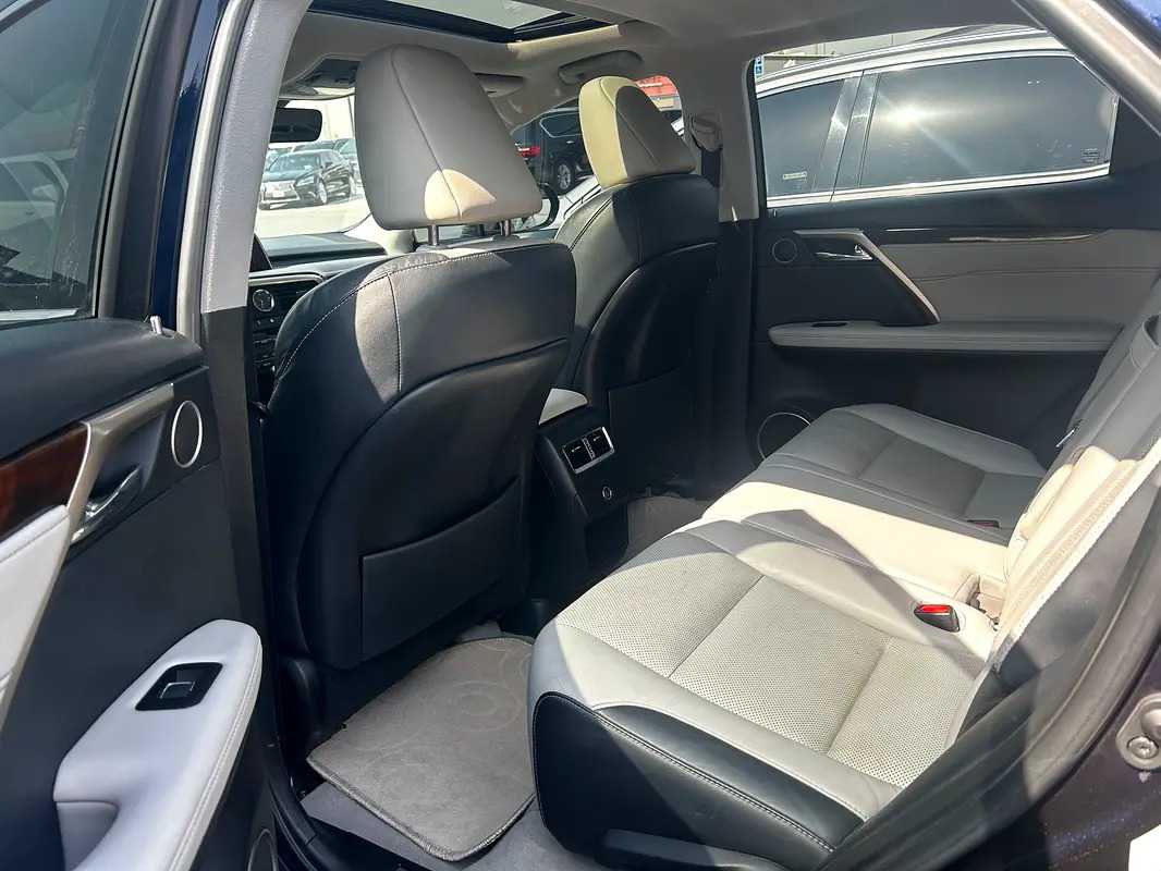 Car Image 2019 LEXUS RX 350
