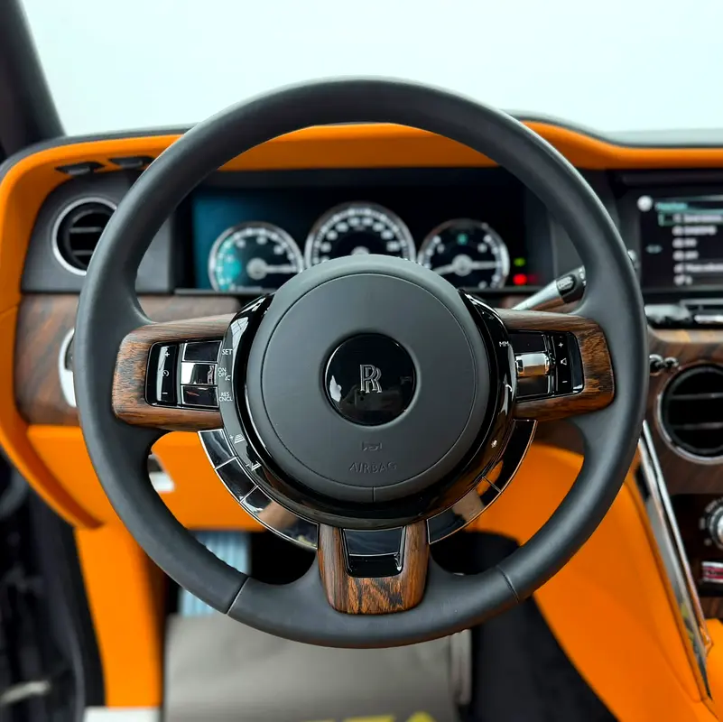 Car Image 2023 ROLLS ROYCE CULLINAN 