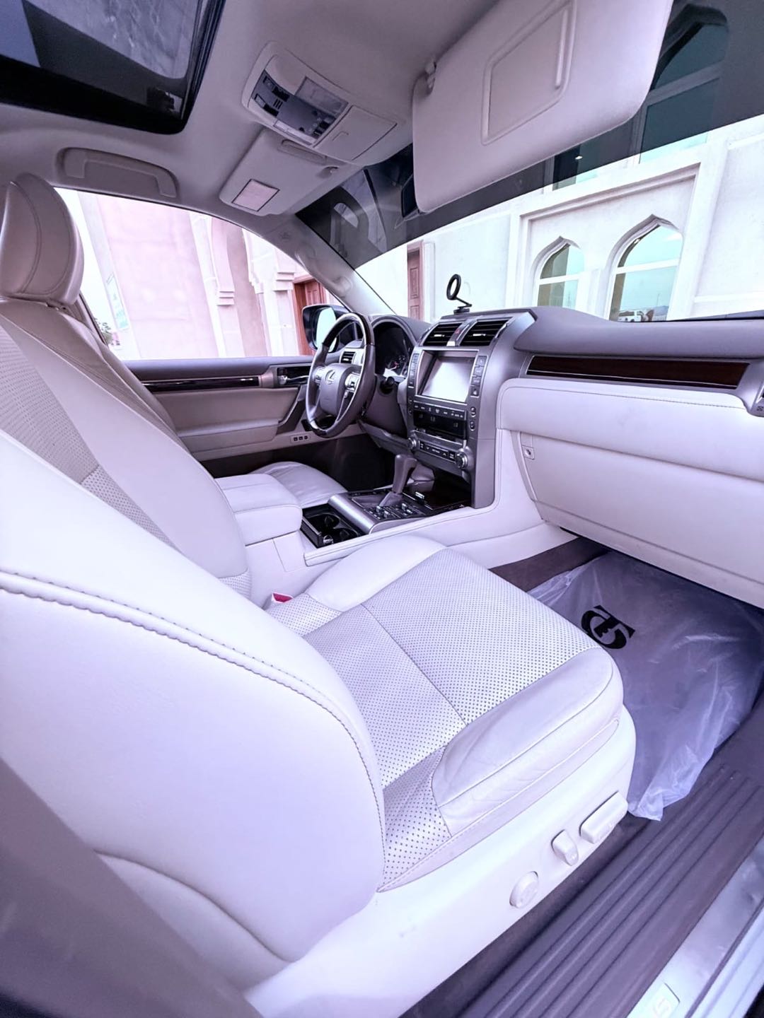Car Image 2015 LEXUS GX 460 Luxury