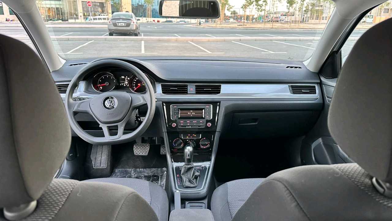 Car Image 2022 VOLKSWAGEN BORA 