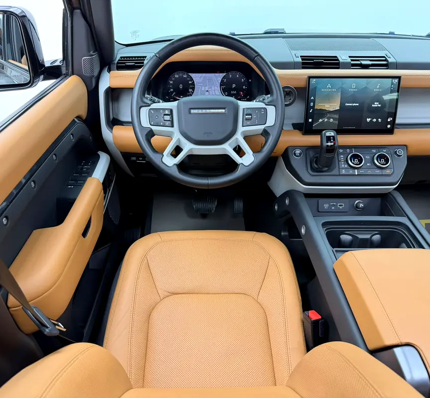 Car Image 2024 LAND ROVER DEFENDER 110 HSE