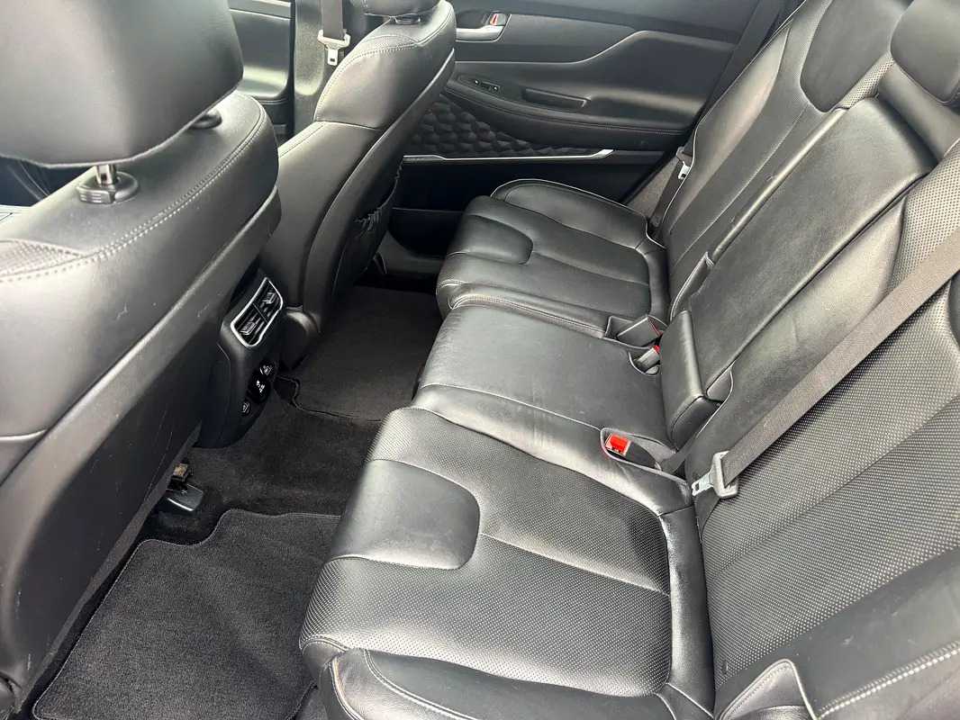 Car Image 2022 HYUNDAI SANTA FE Limited