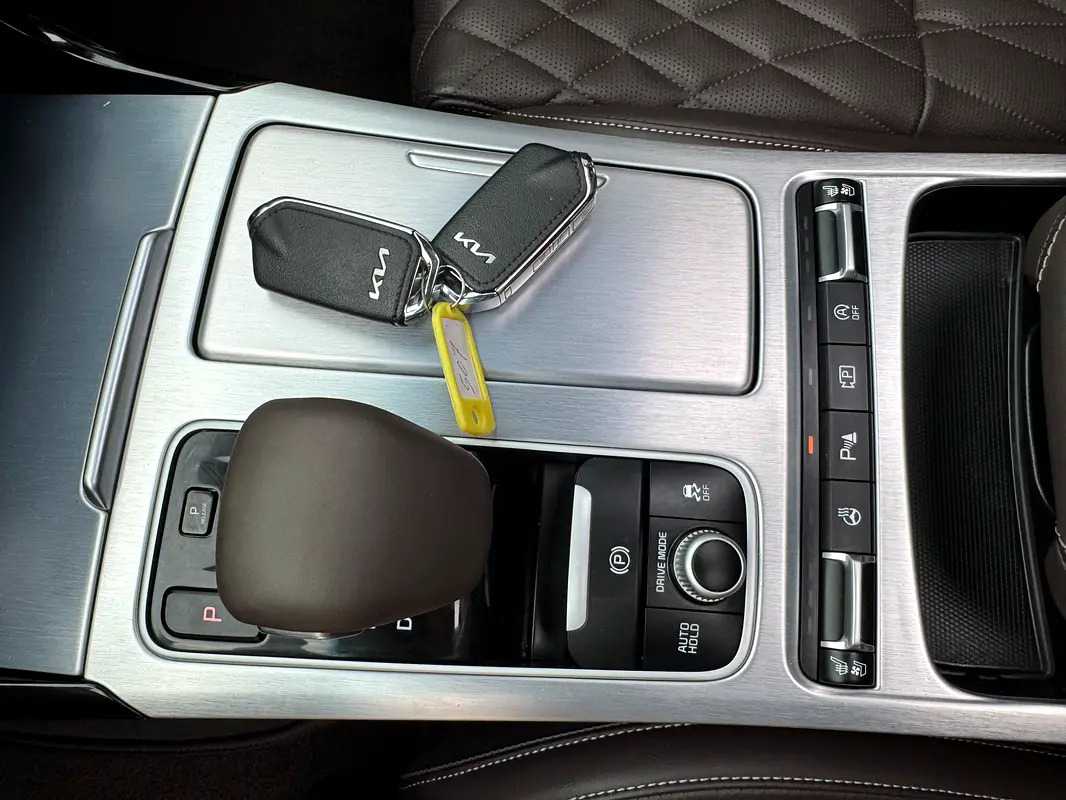 Car Image 2022 KIA STINGER GT-Line