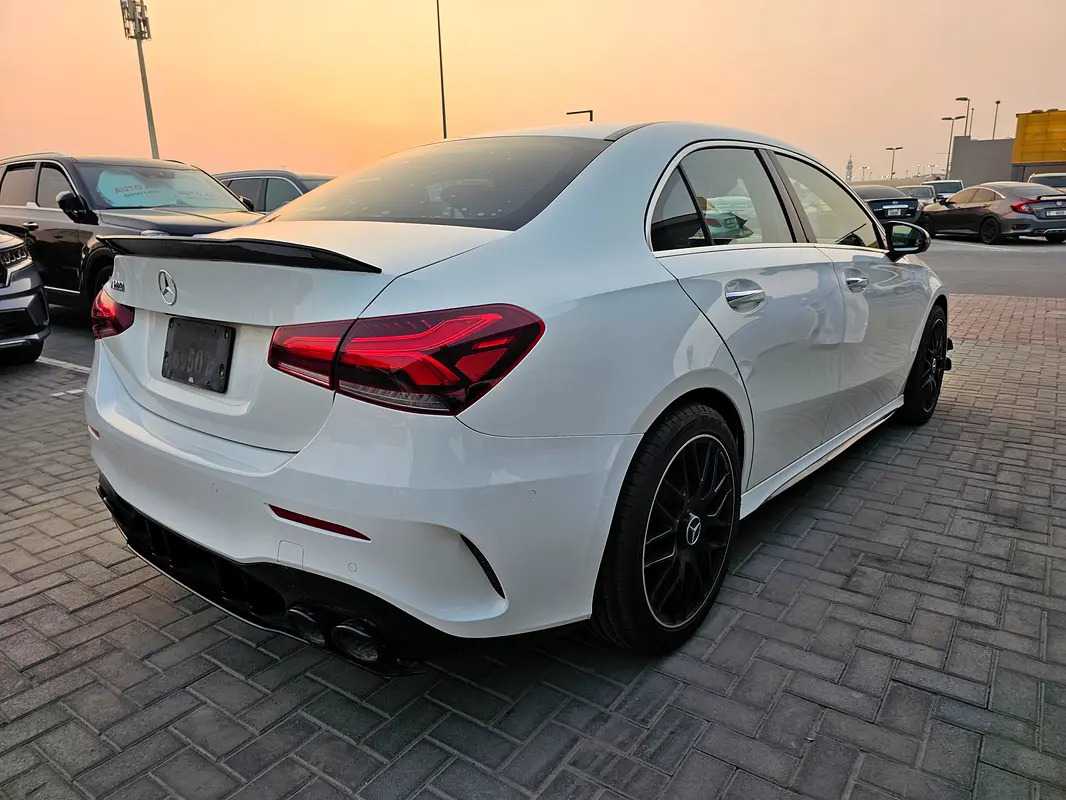 Car Image 2019 MERCEDES A CLASS 220