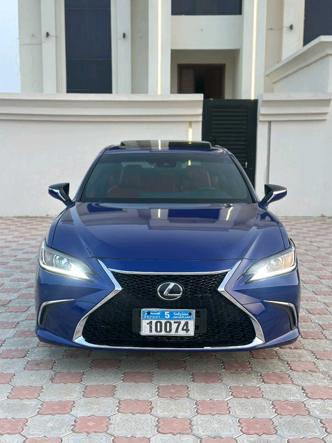 Car Image 2021 LEXUS ES F350