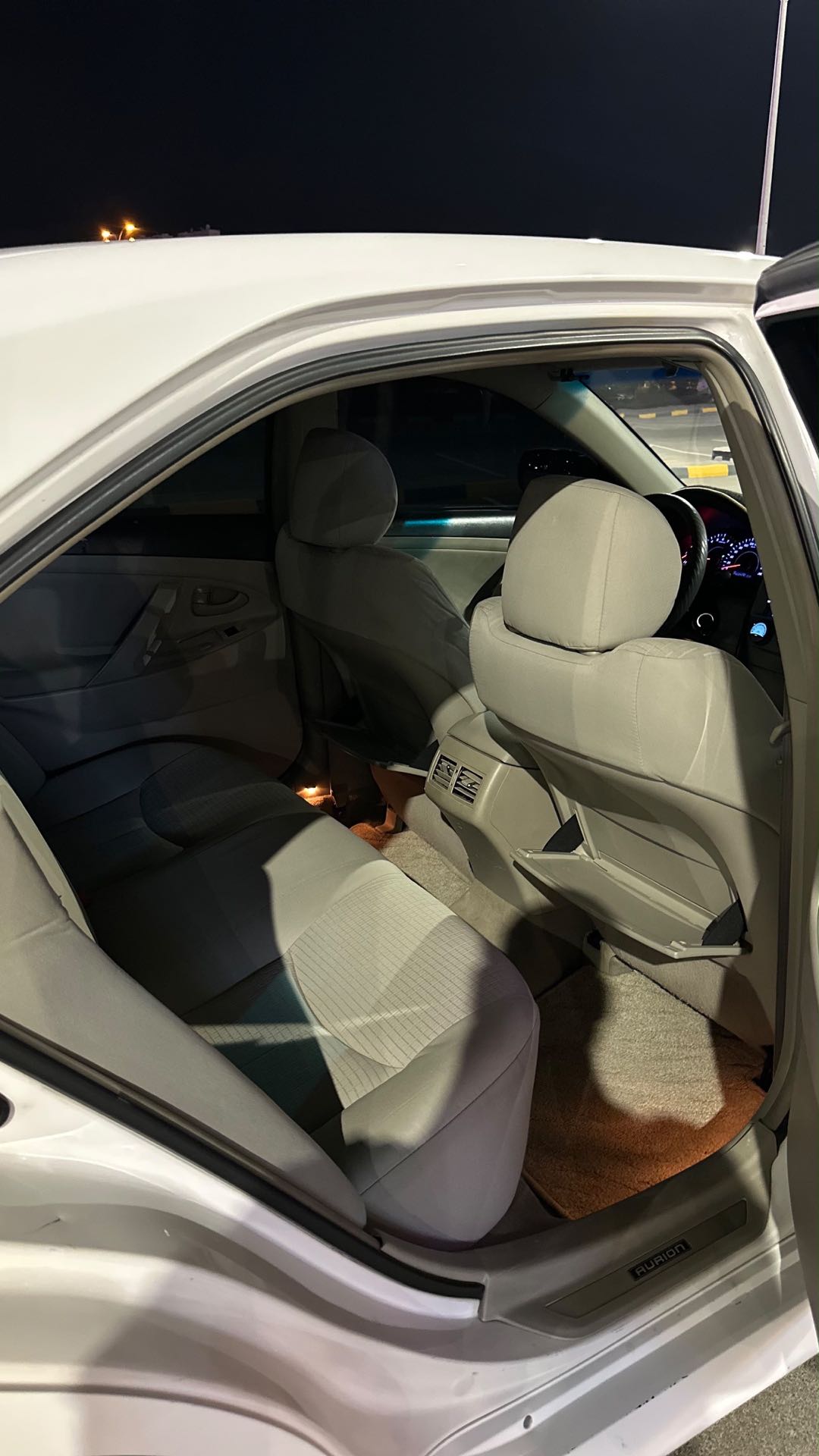 Car Image 2011 TOYOTA AURION Grande