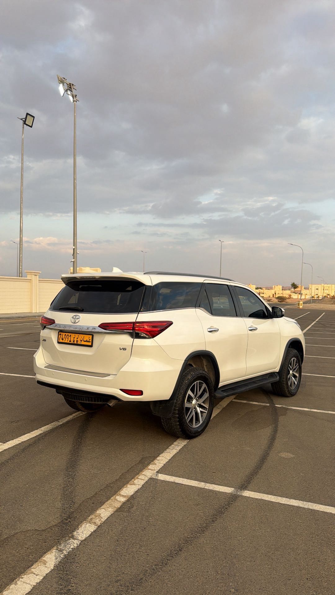 Car Image 2018 TOYOTA FORTUNER VXR