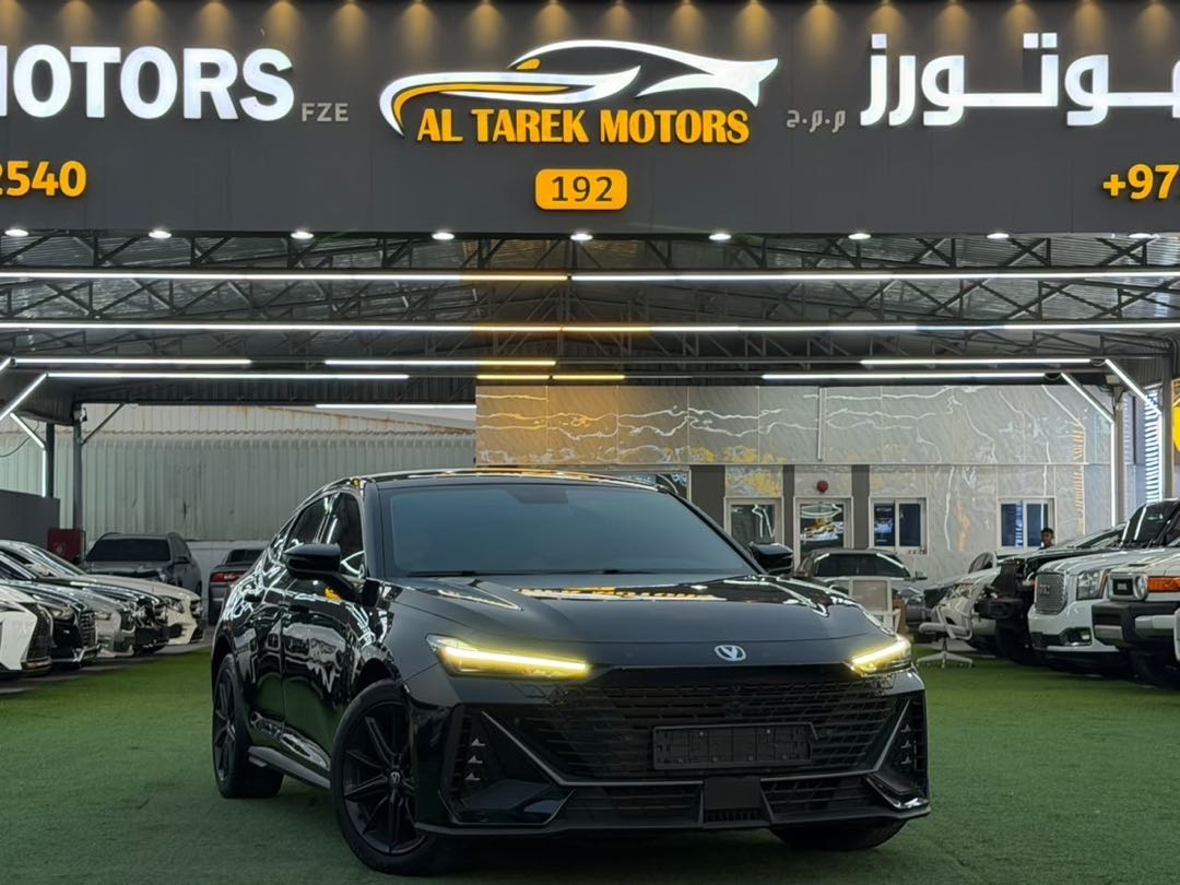 تشانجان UNI-V 2024