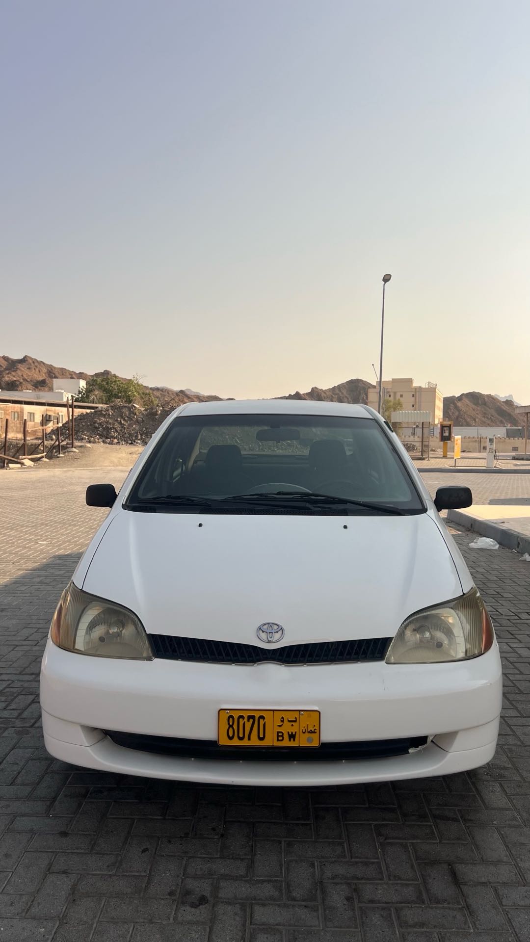 Car Image 2000 TOYOTA ECHO 