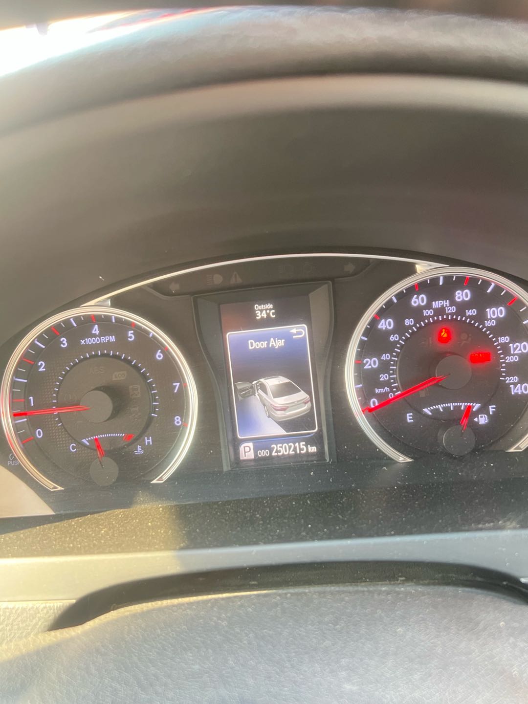 Car Image 2017 TOYOTA CAMRY SE