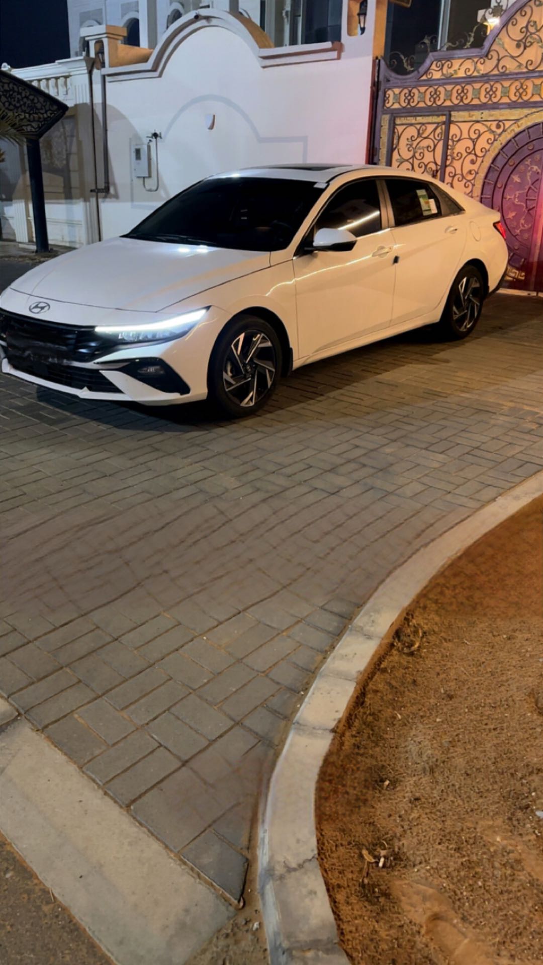 HYUNDAI ELANTRA 2026