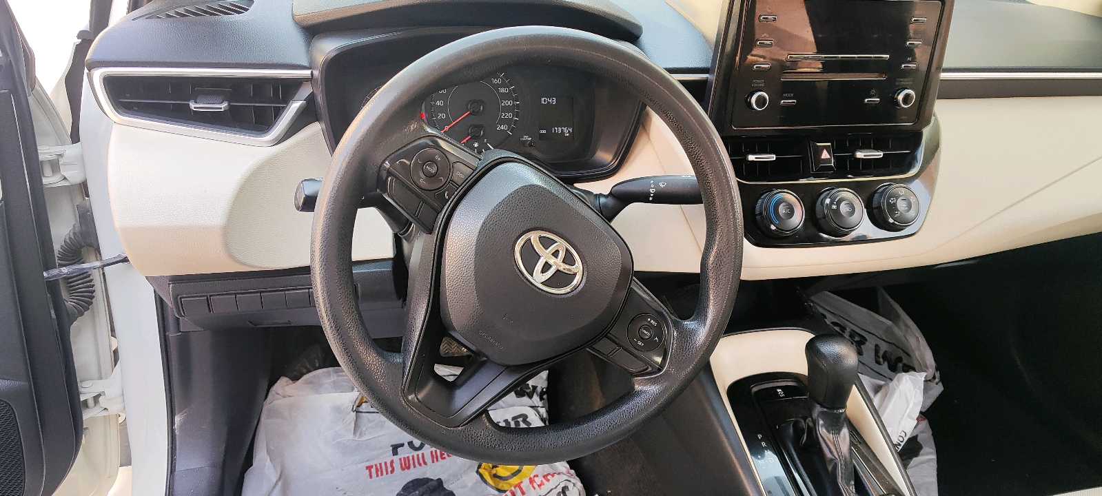 Car Image 2021 TOYOTA COROLLA XLI