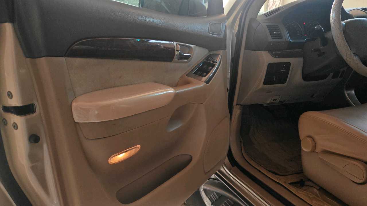Car Image 2009 TOYOTA Prado VX