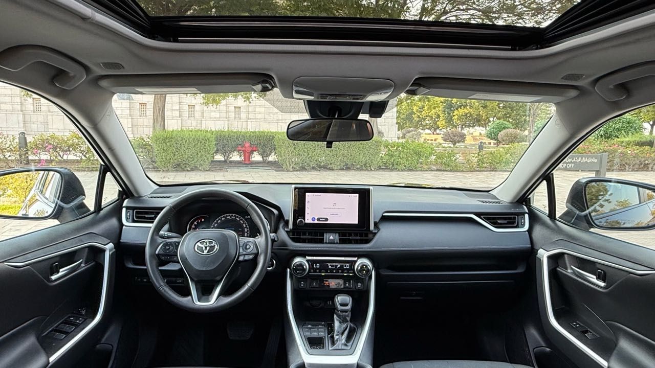 Car Image 2025 TOYOTA RAV4 XLE Premium