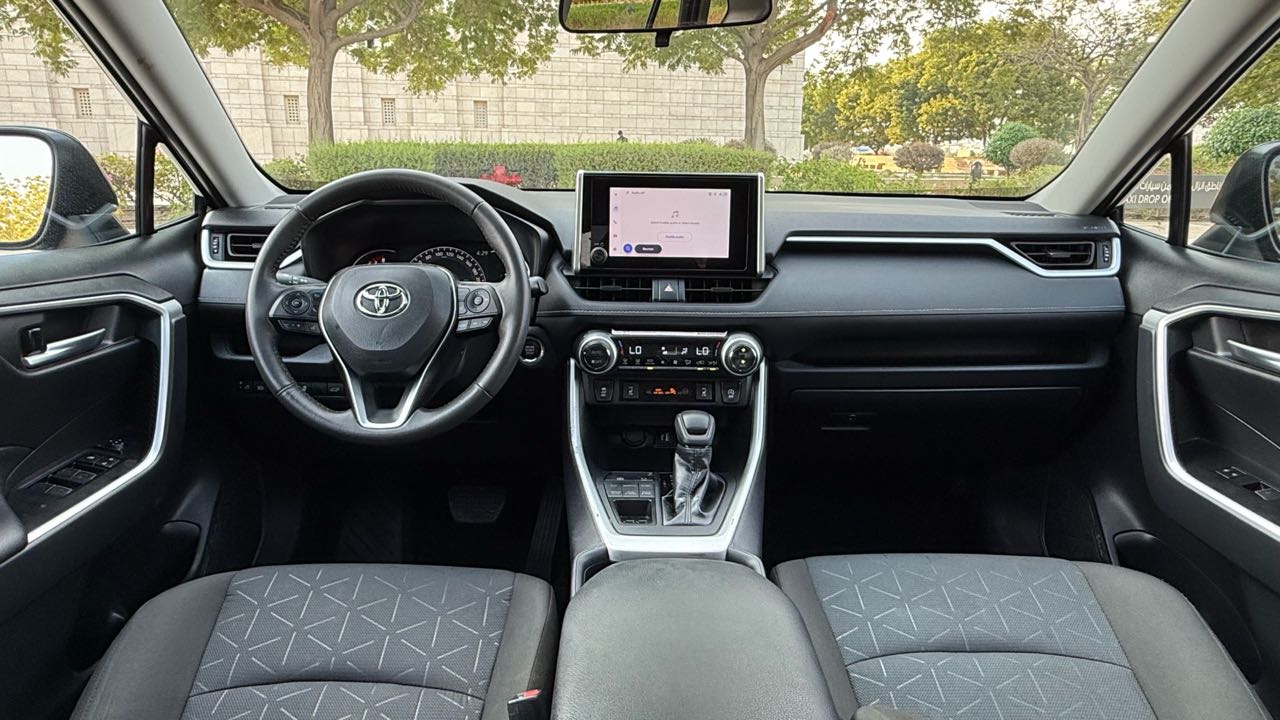 Car Image 2025 TOYOTA RAV4 XLE Premium