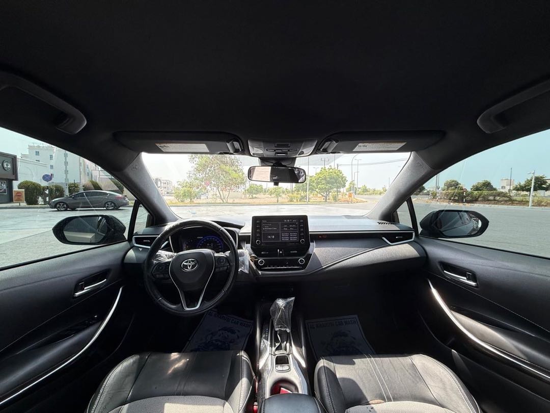 Car Image 2019 TOYOTA COROLLA XSE