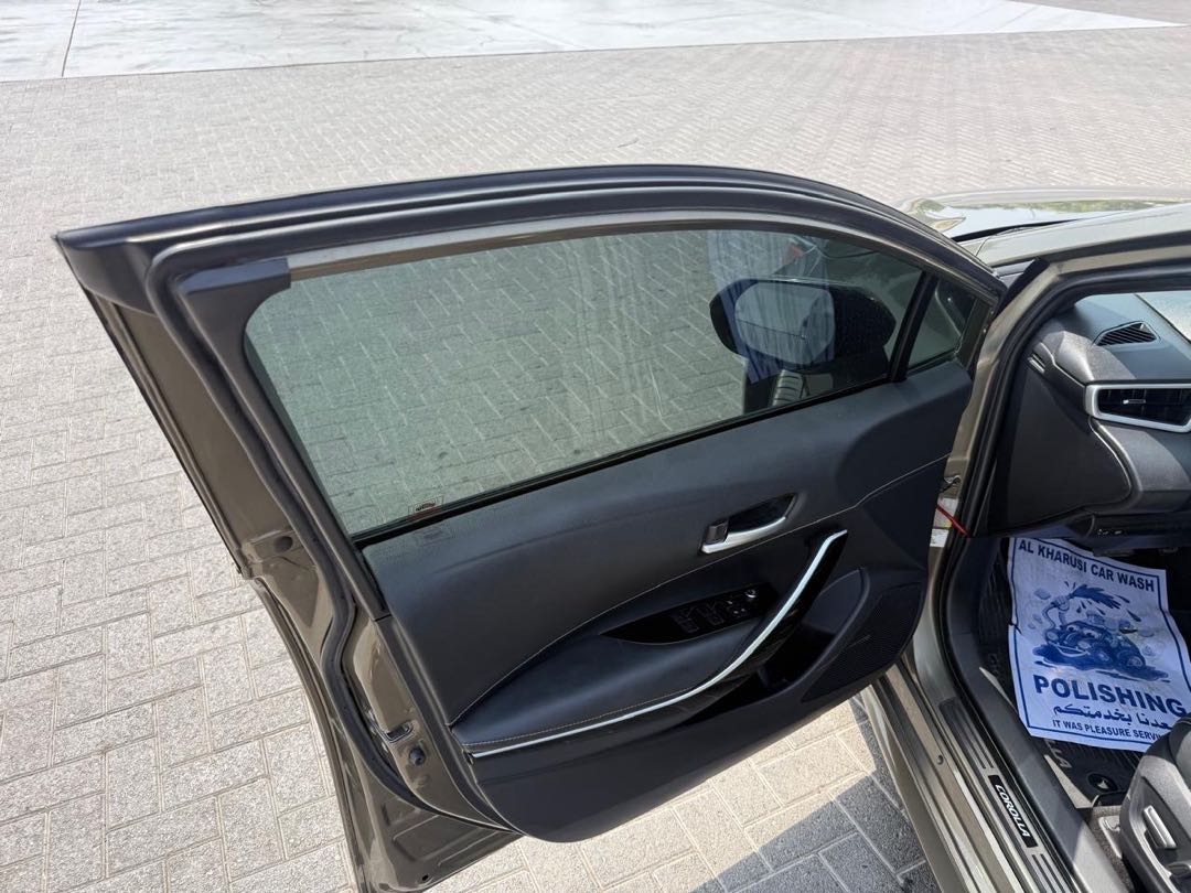 Car Image 2019 TOYOTA COROLLA XSE
