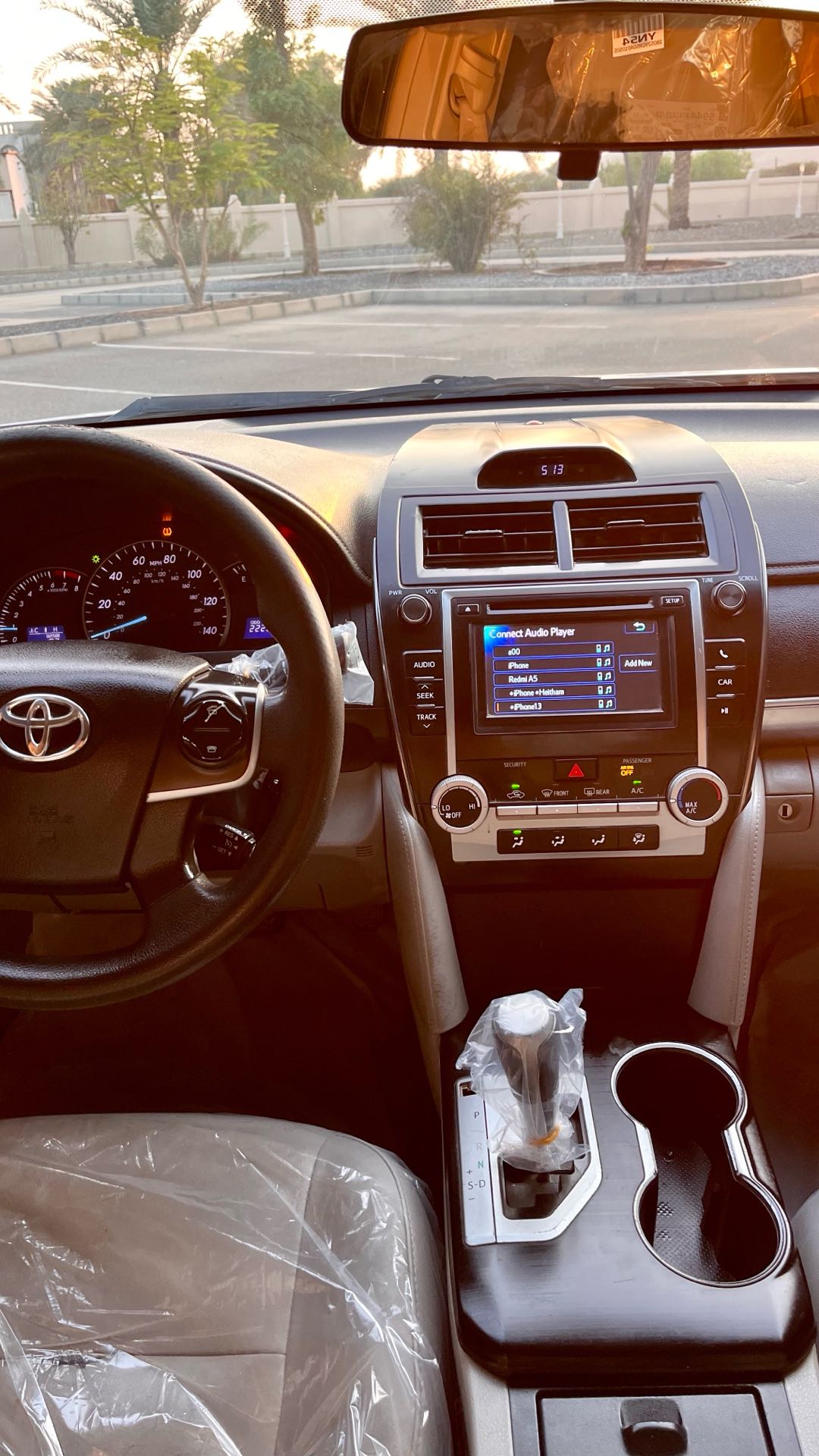 Car Image 2012 TOYOTA CAMRY LE