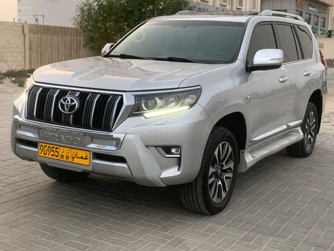 TOYOTA Prado VX 2022 for sale in Oman | Sooq Cars