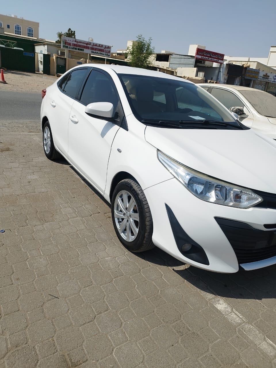 Car Image 2019 TOYOTA YARIS E