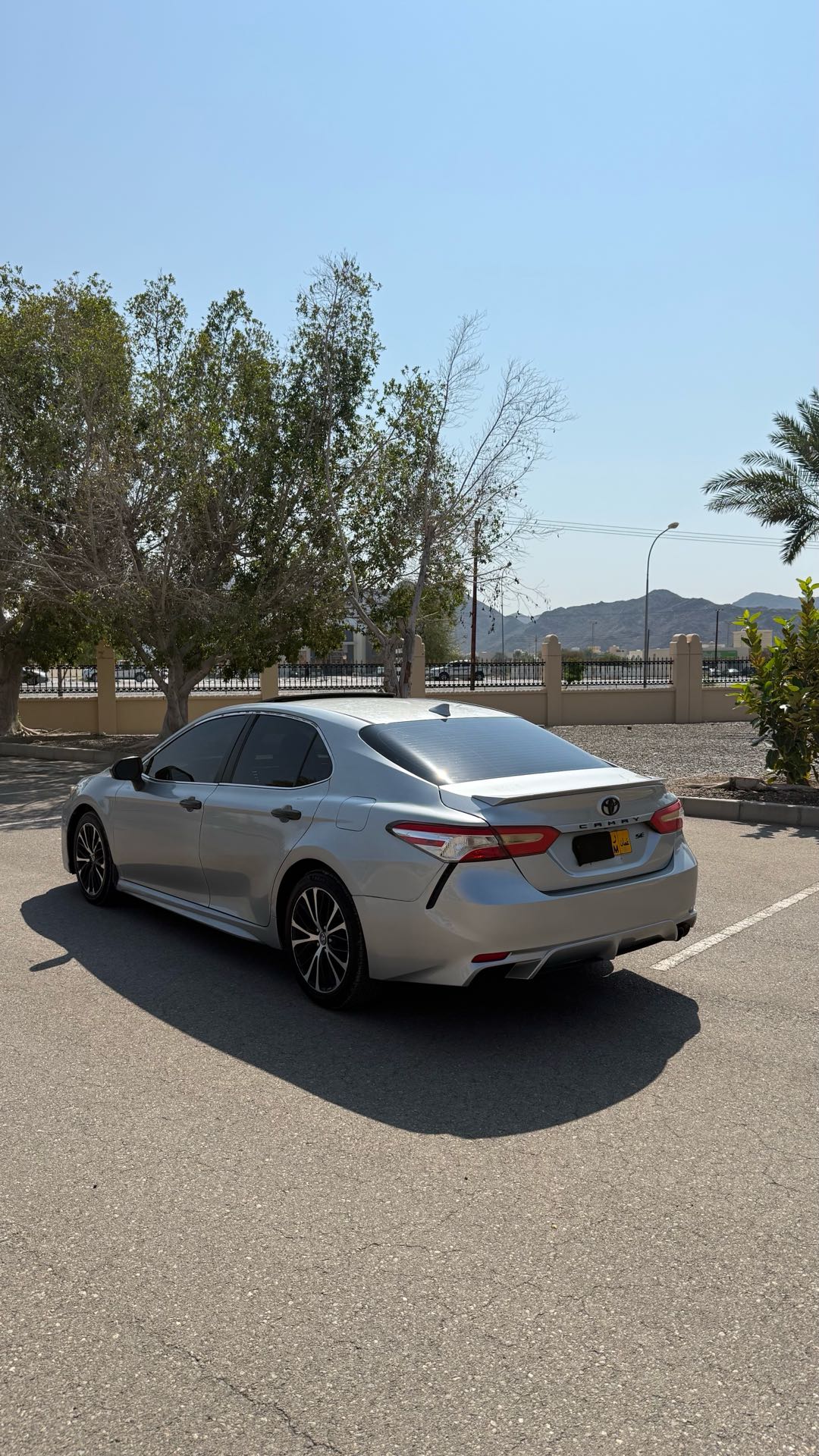 Car Image 2019 TOYOTA CAMRY SE