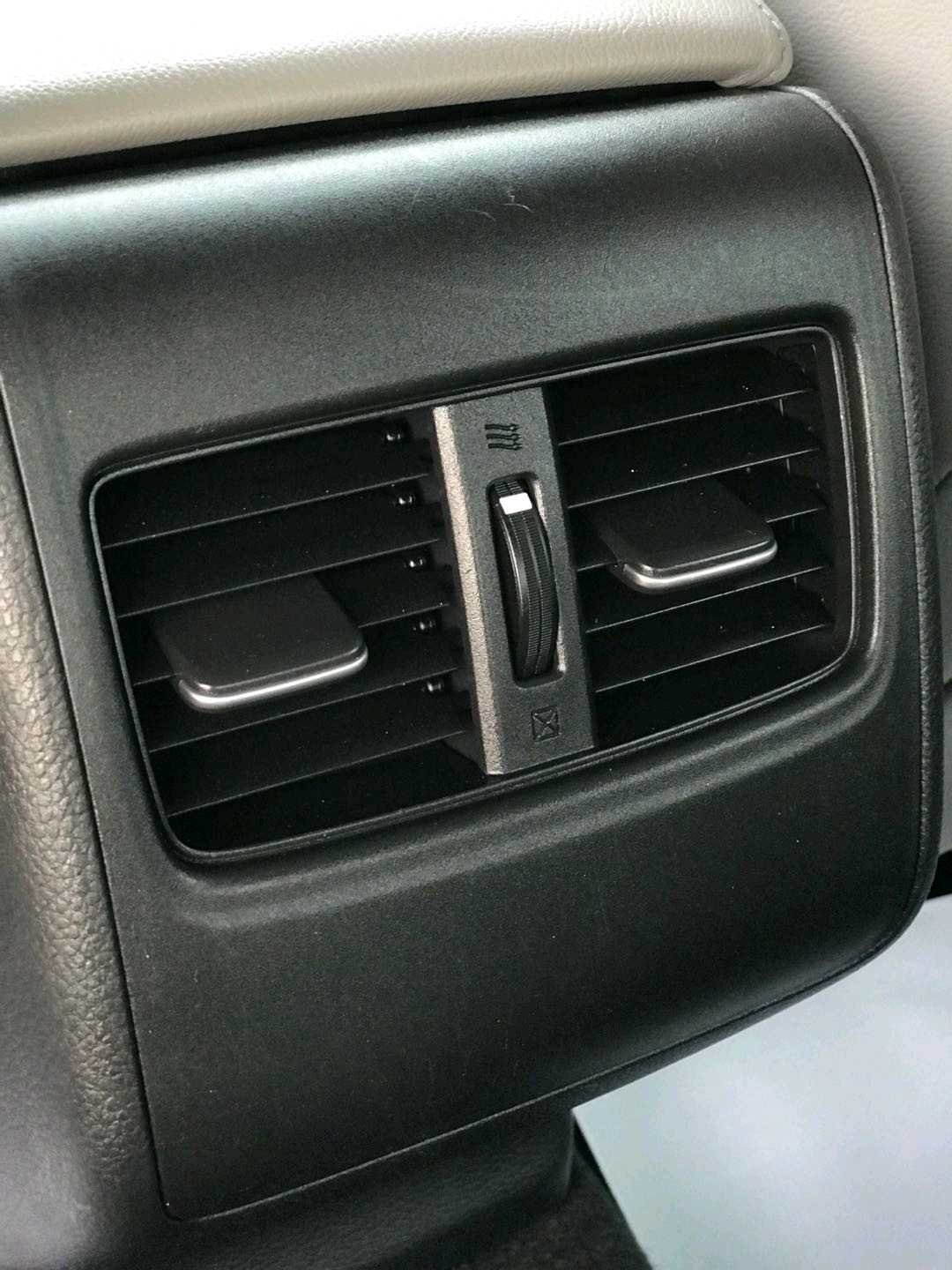 Car Image 2018 HONDA ACCORD TOURING