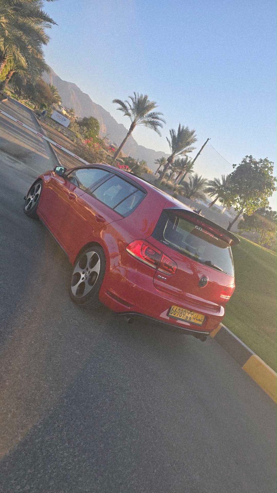 فولكس فاجن جولف GTI 2012