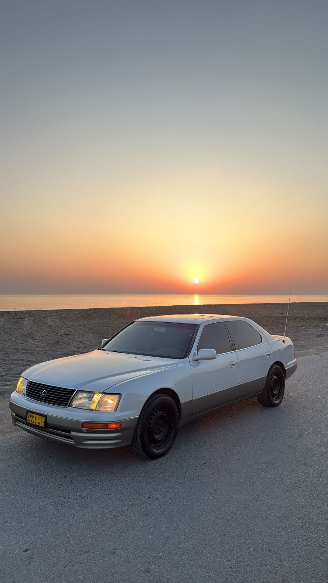 لكزس LS 400 Base 1997