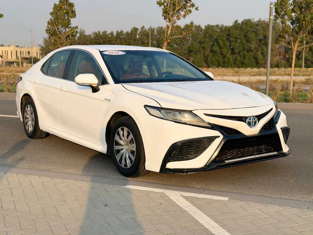 تويوتا كامري GLE 2018