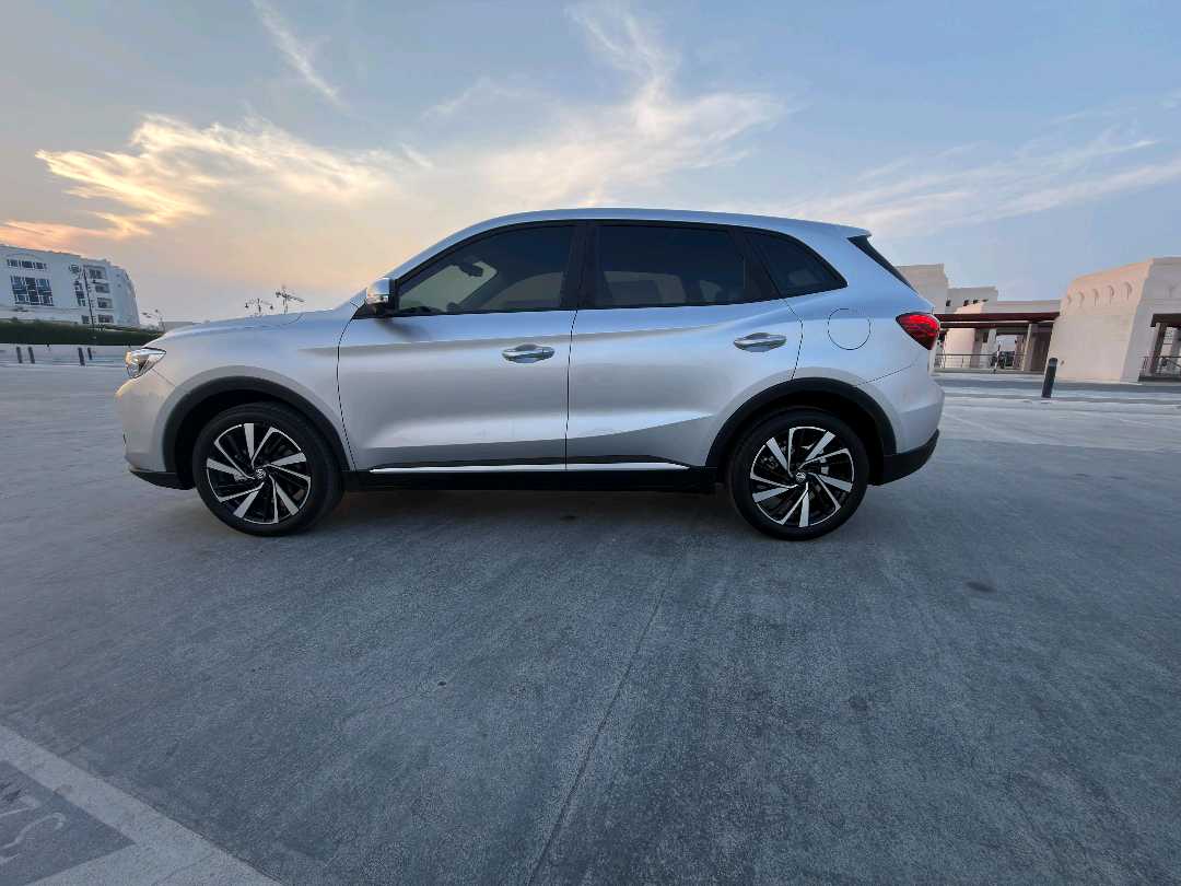 أم جي ZS 2027