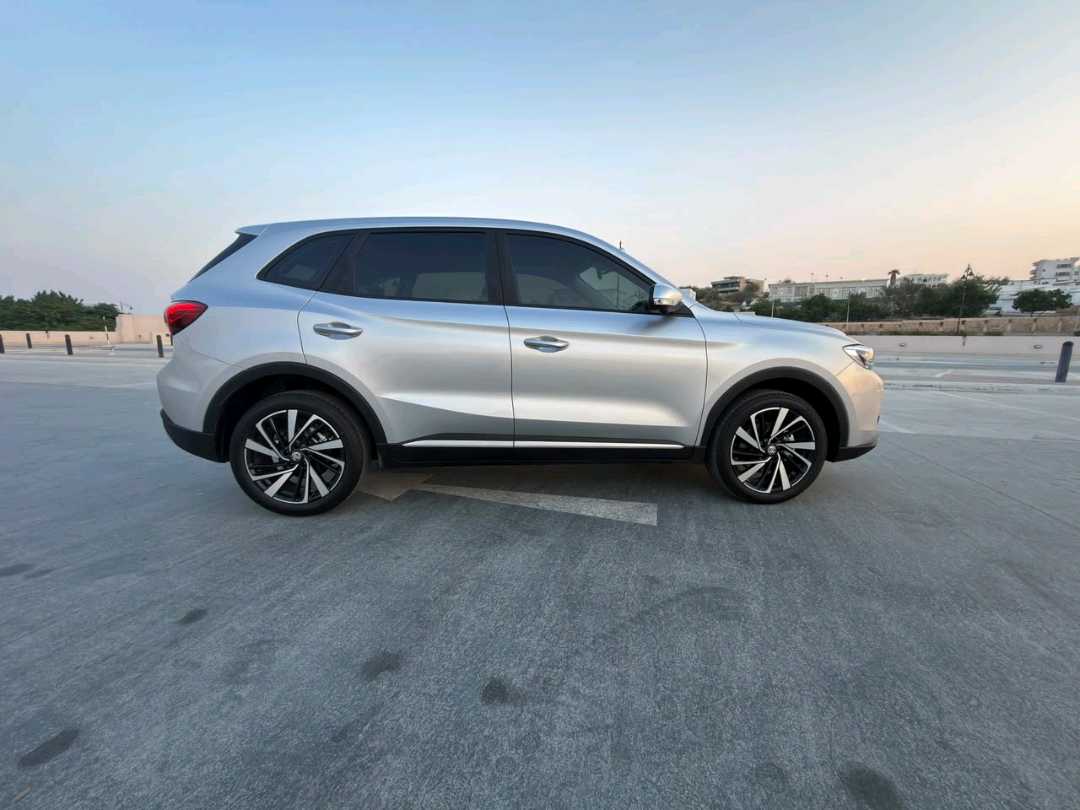 أم جي ZS 2027