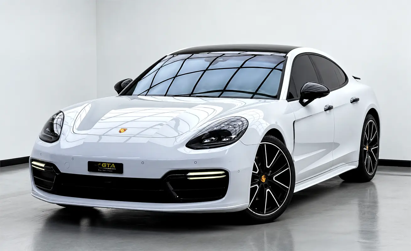 PORSCHE PANAMERA 2018