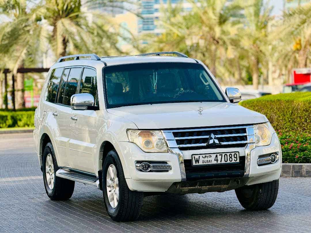 ميتسوبيشي باجيرو GLS 2018