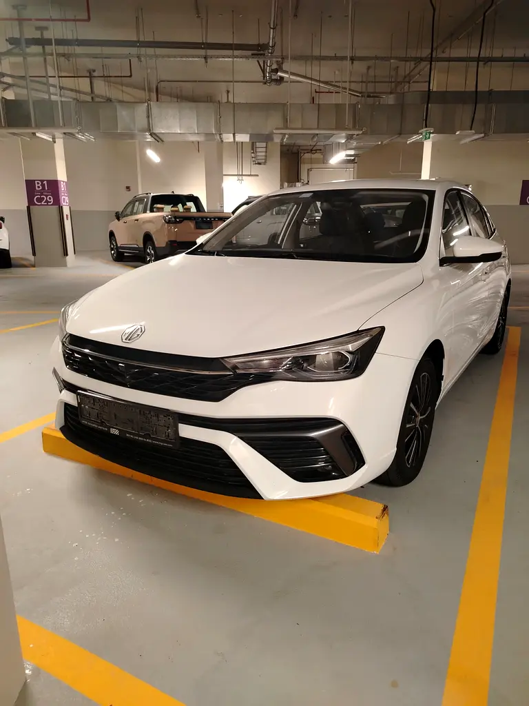 MG 5 Standard 2025