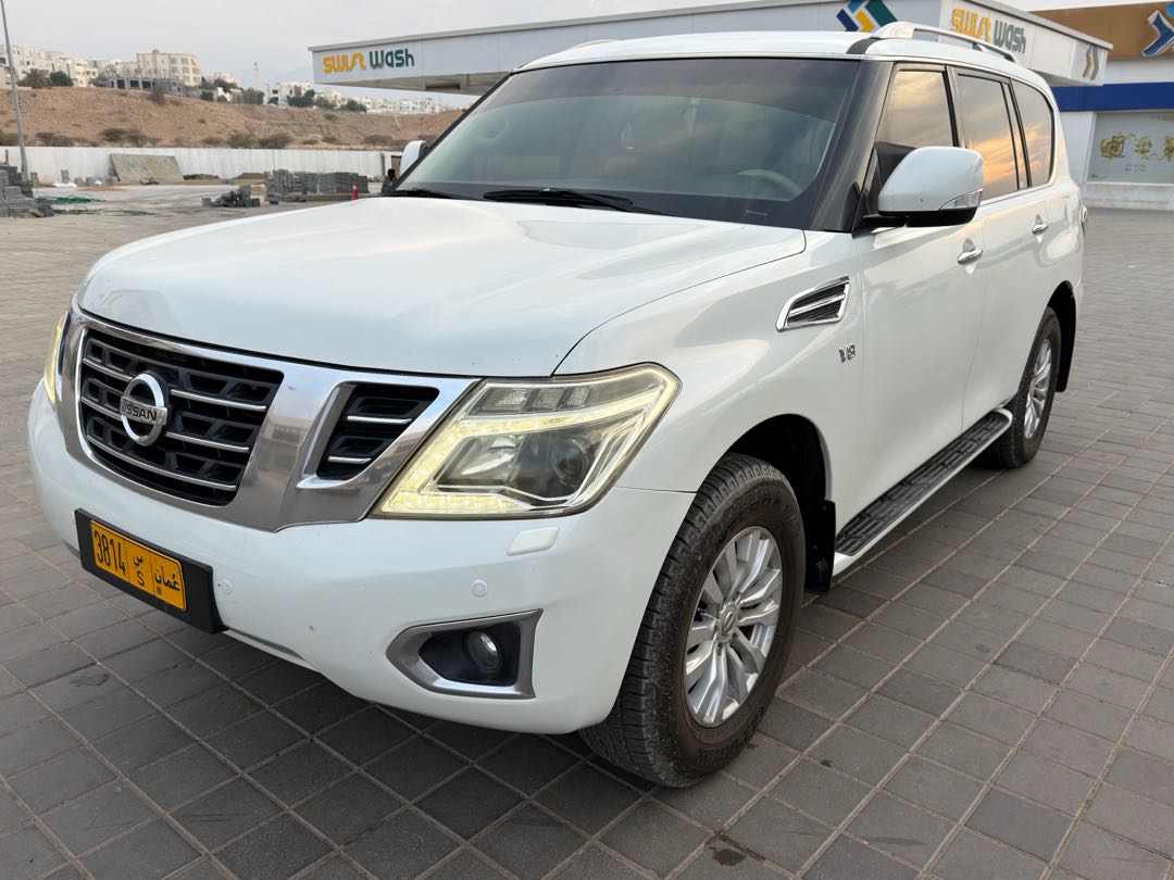 NISSAN PATROL SE 2015