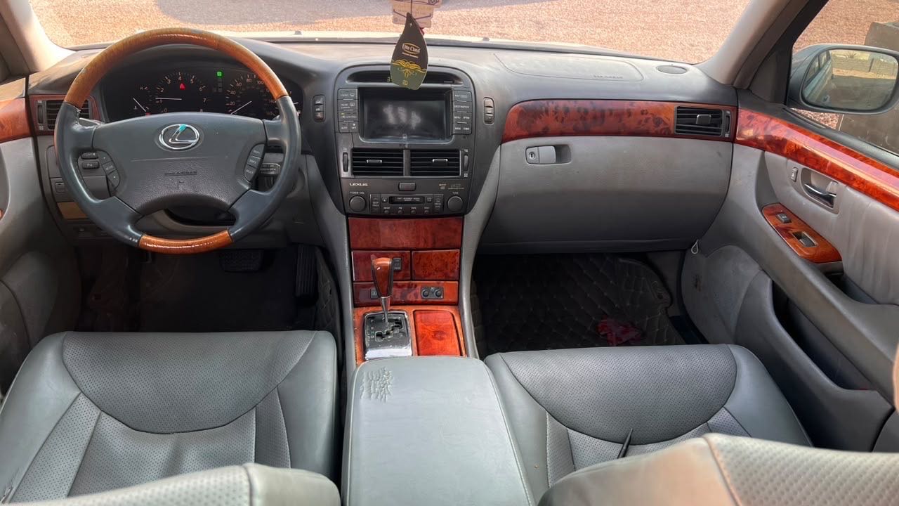 لكزس LS 430 2004