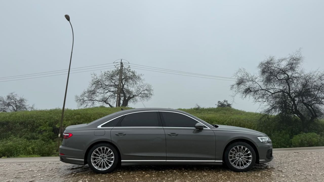 AUDI A8 2026