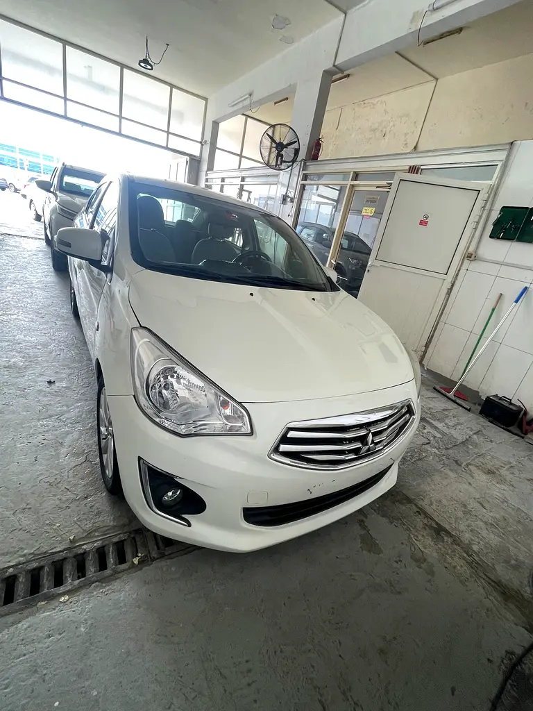 MITSUBISHI ATTRAGE GLX 2020