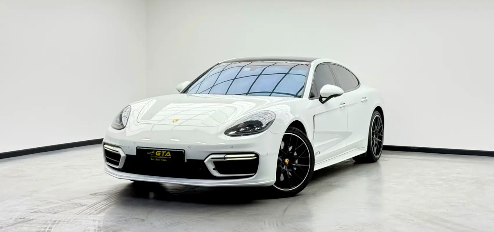 PORSCHE PANAMERA 2022