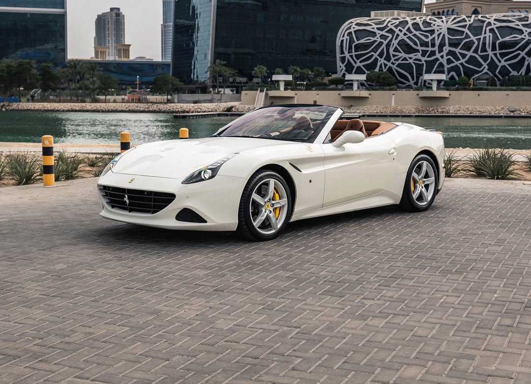 FERRARI CALIFORNIA 2015
