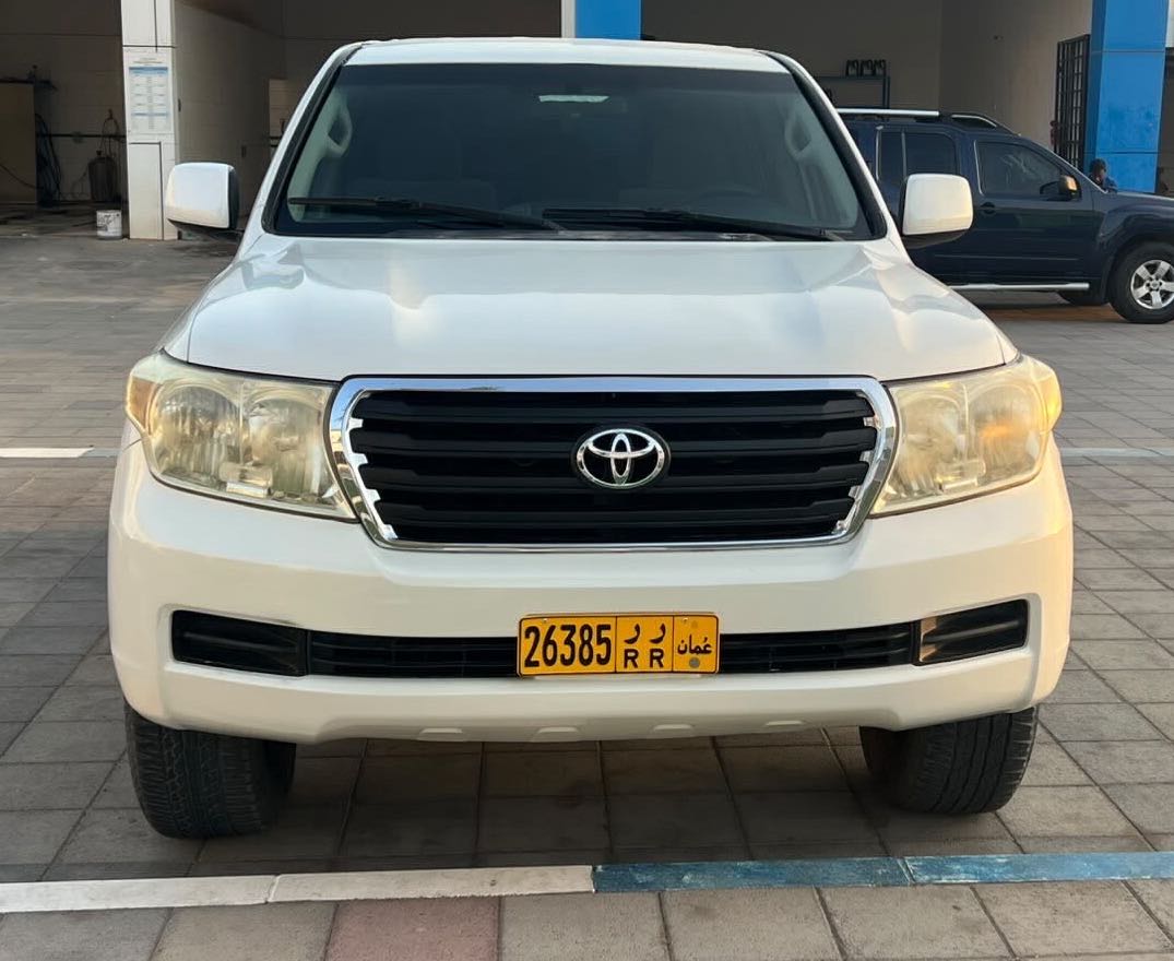 TOYOTA LAND CRUISER GX.R 2011