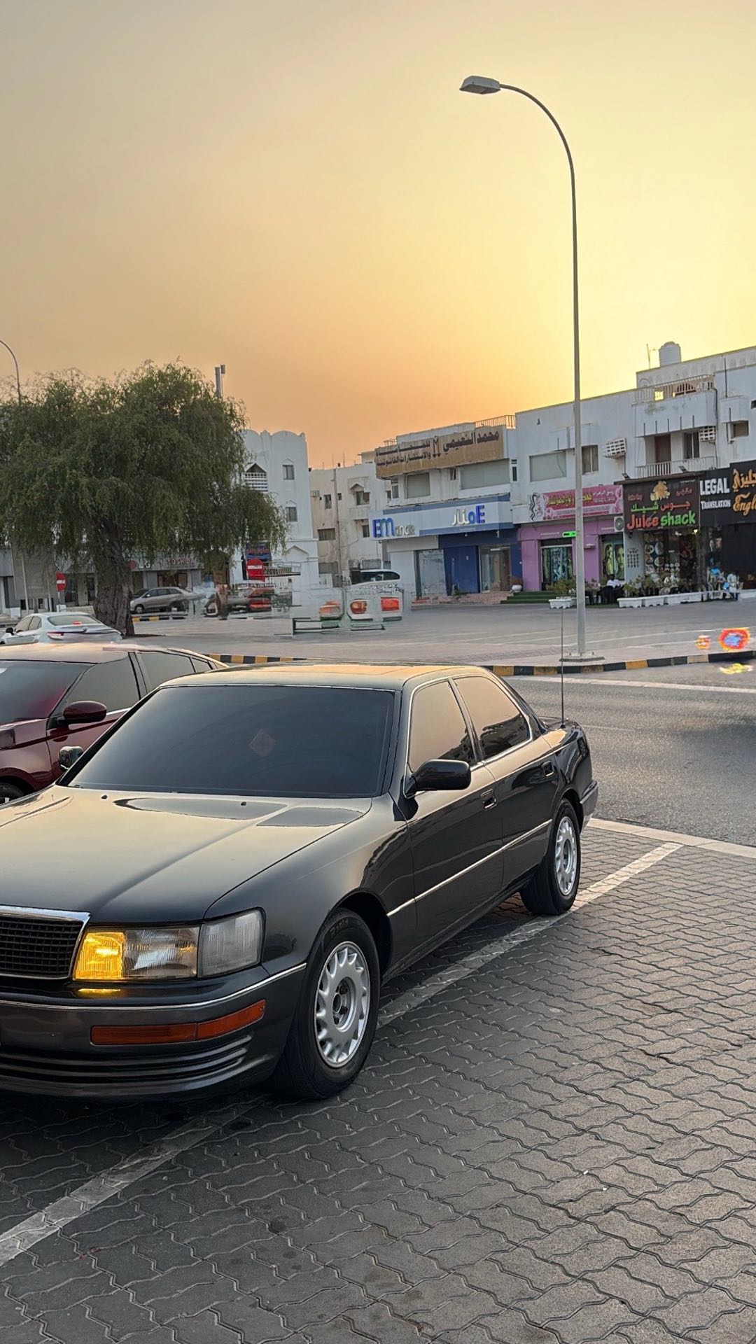 LEXUS LS 400 Base 1990