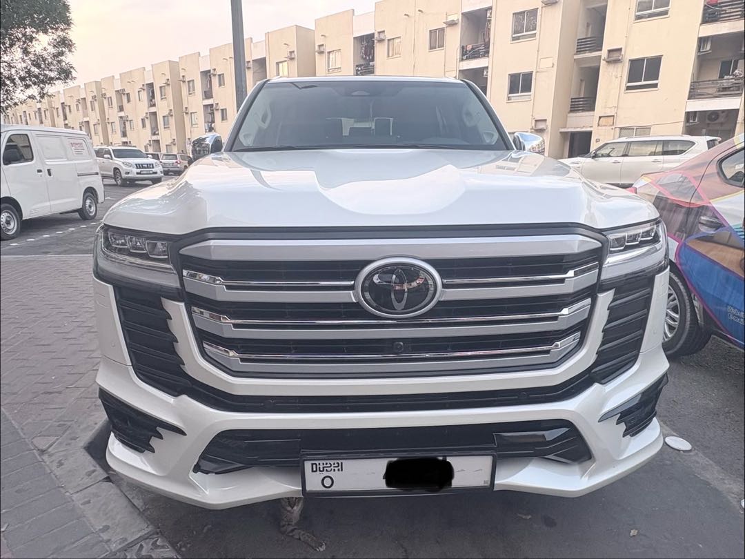تويوتا لاند كروزر VX.R 2025
