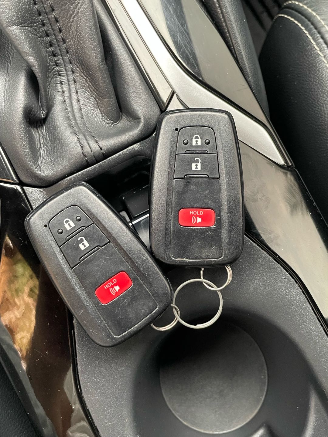 Car Image 2019 TOYOTA HATCHBACK XSE 