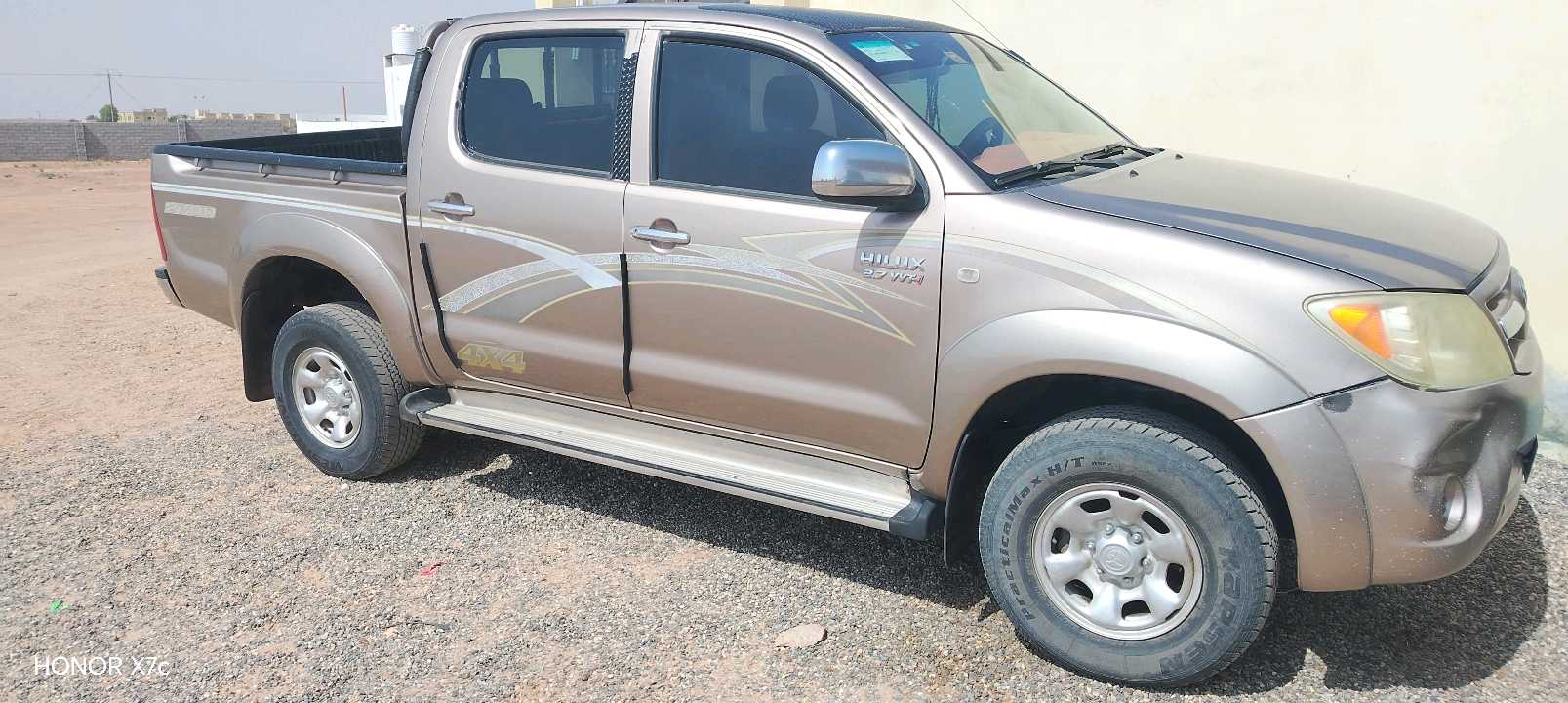 TOYOTA HILUX 2.7 2008