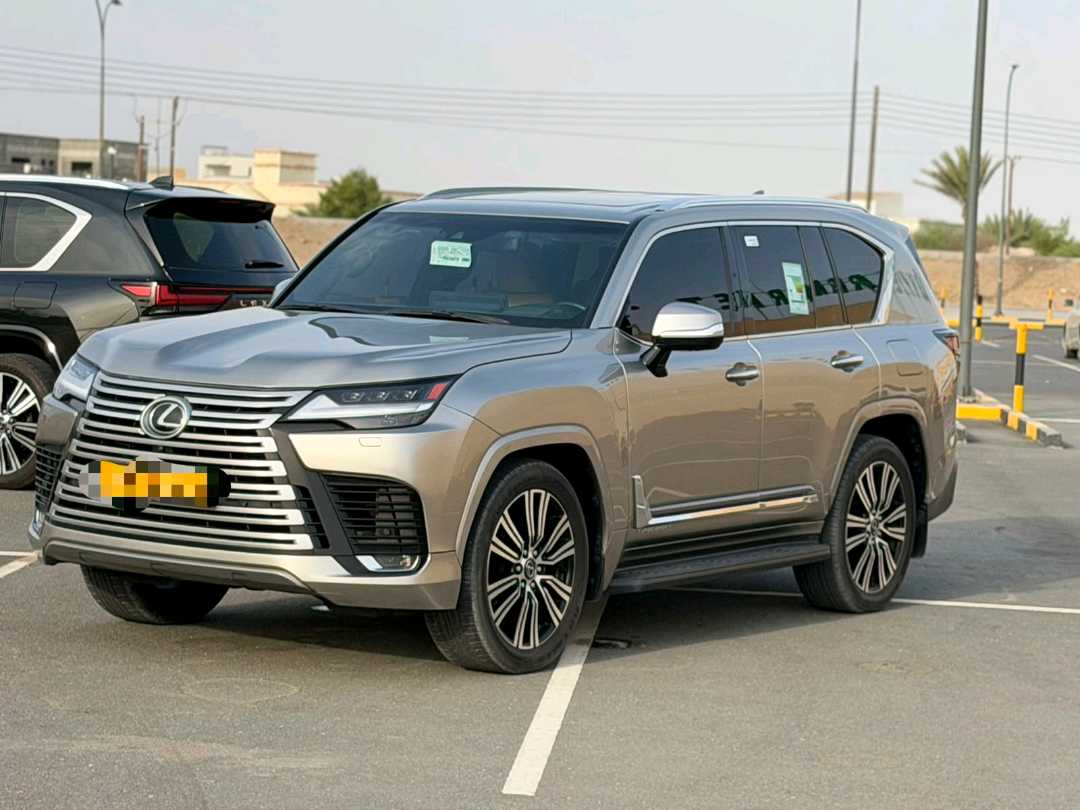 لكزس LX 600 2024