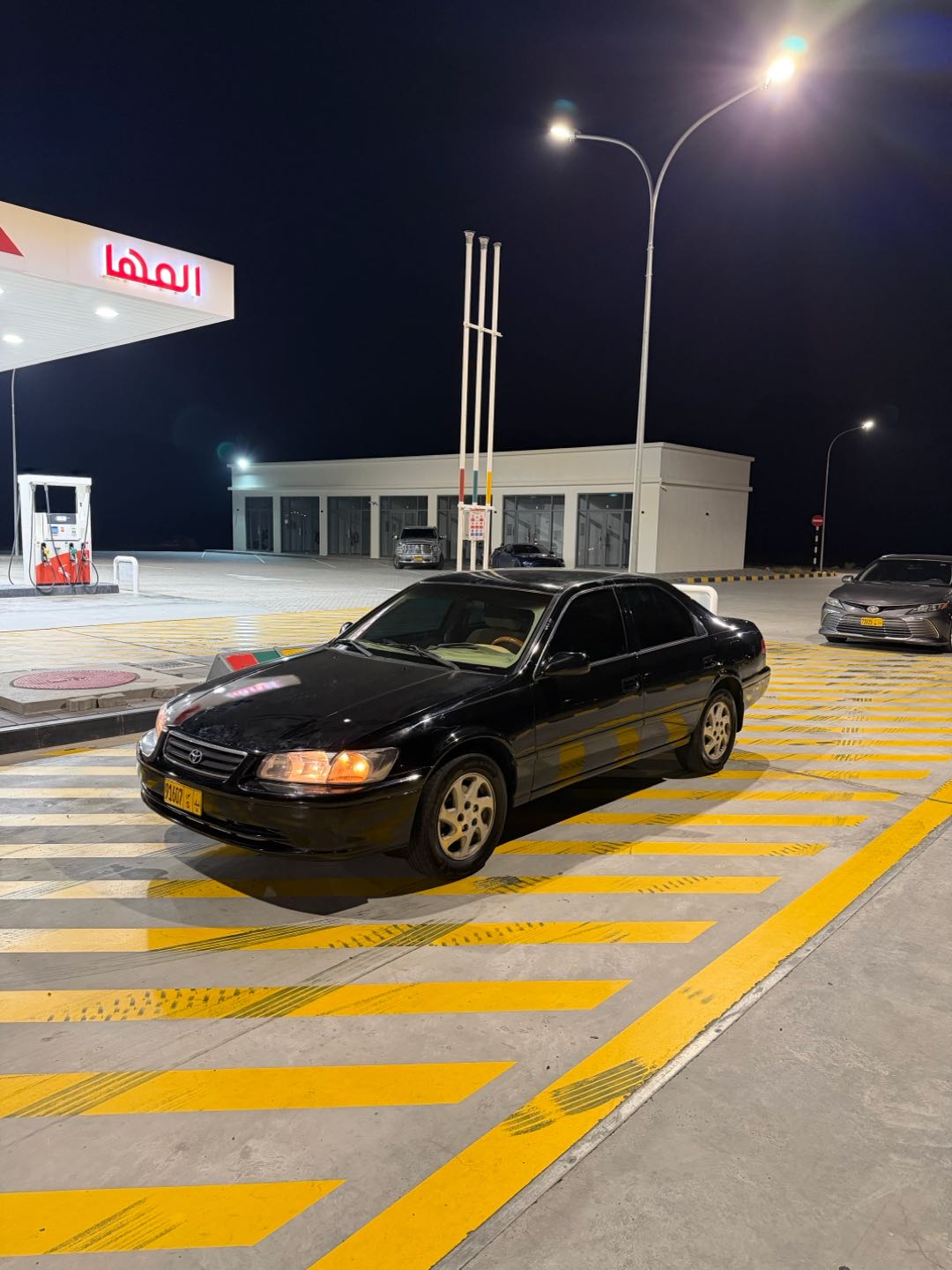 تويوتا كامري XLE 2000